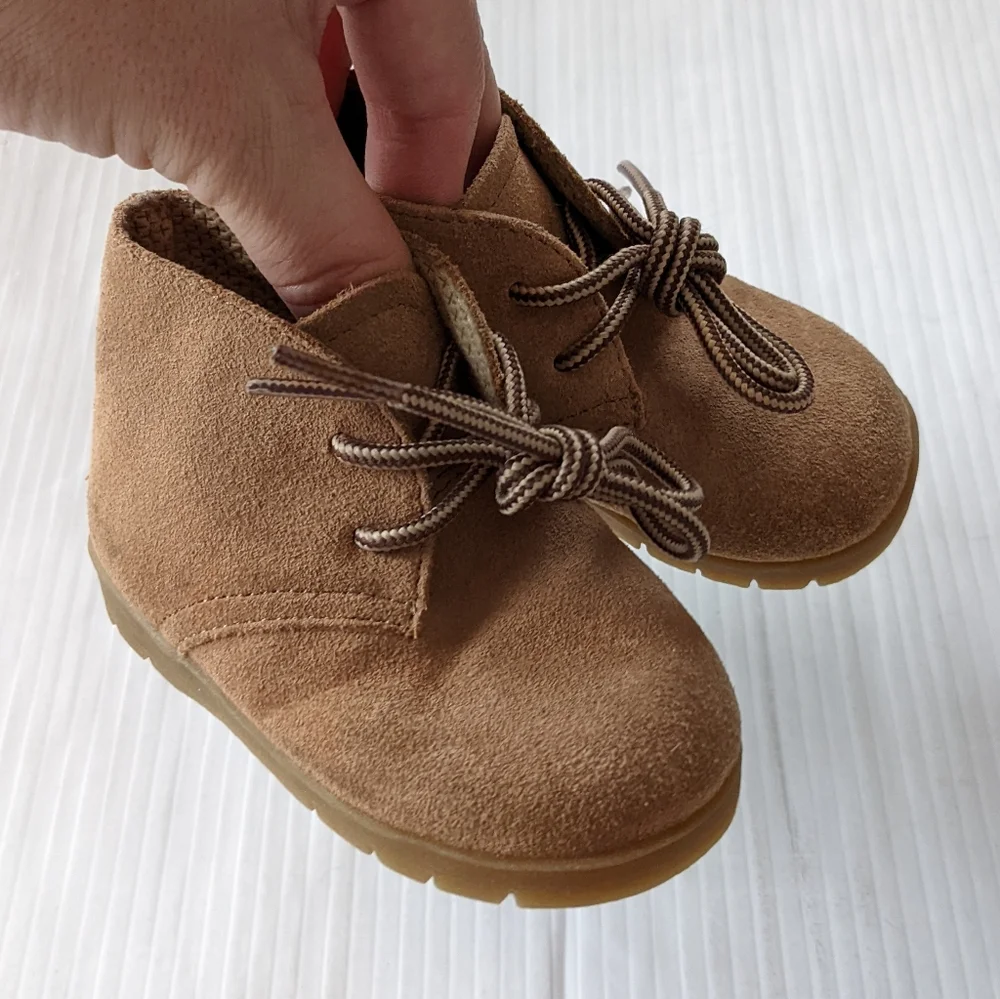 McKIDS Vintage tan suede leather lace-up toddler walker shoes